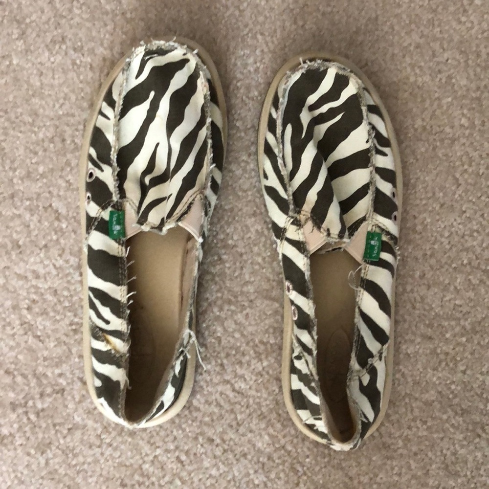 Sanuk Brown Zebra Print Shoes